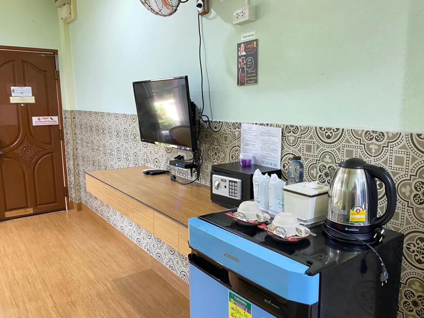 Suwanna Riverside Chai Nat Exterior foto