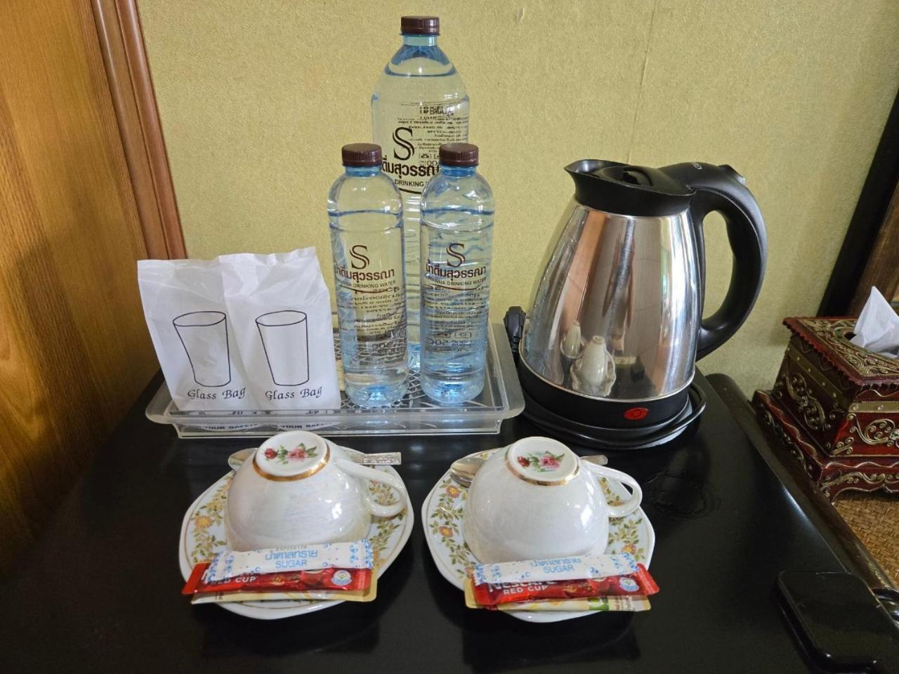 Suwanna Riverside Chai Nat Exterior foto